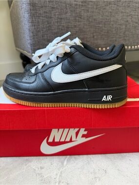 Nike Air Force 1 Low Black White Gum-Style